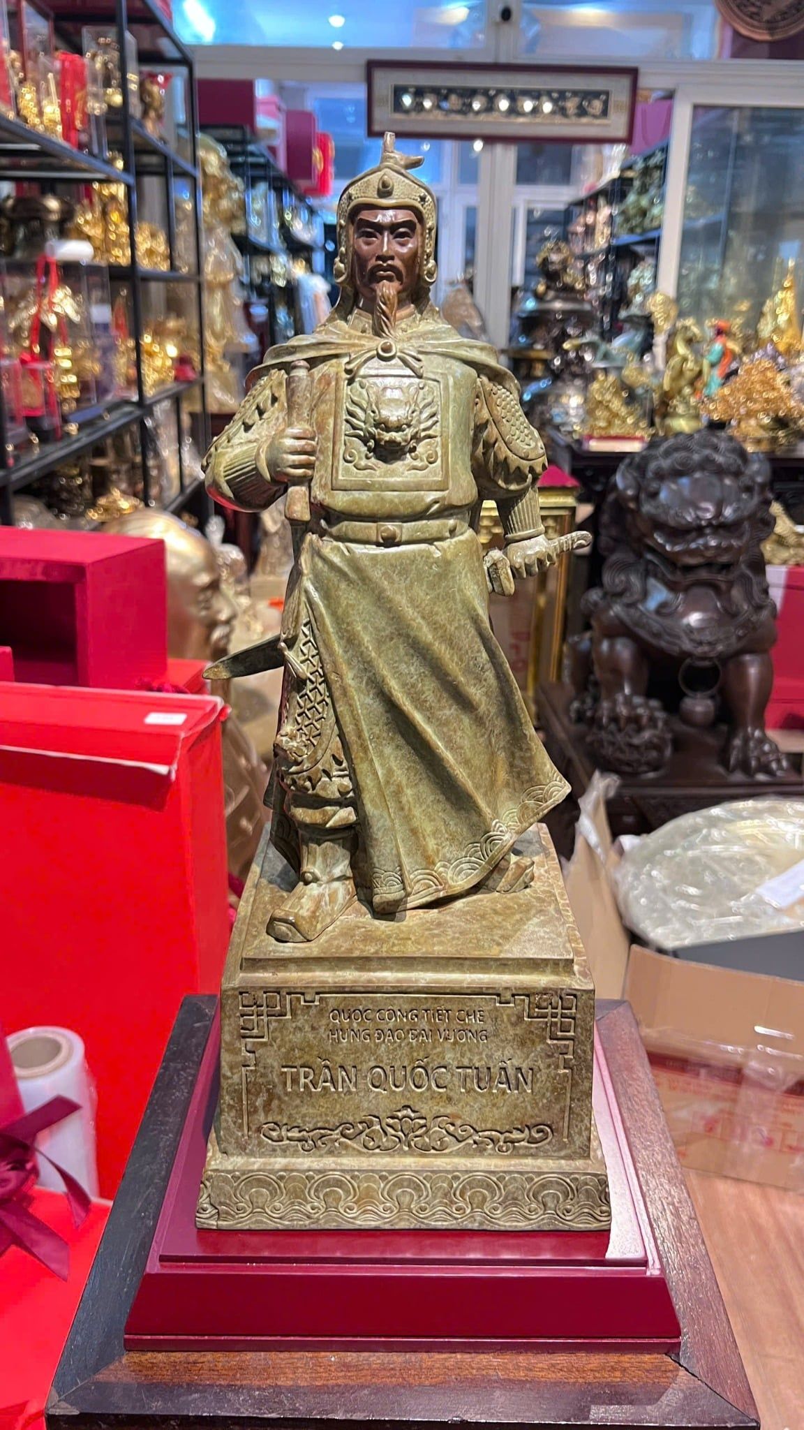 Tượng Trần Hưng Đạo bằng đồng cao 50cm, Patina xanh rêu cổ loang vân hỏa biến