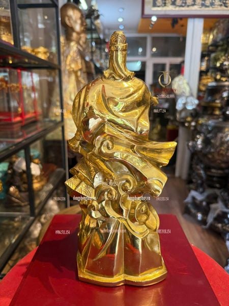 Tượng Trần hưng đạo