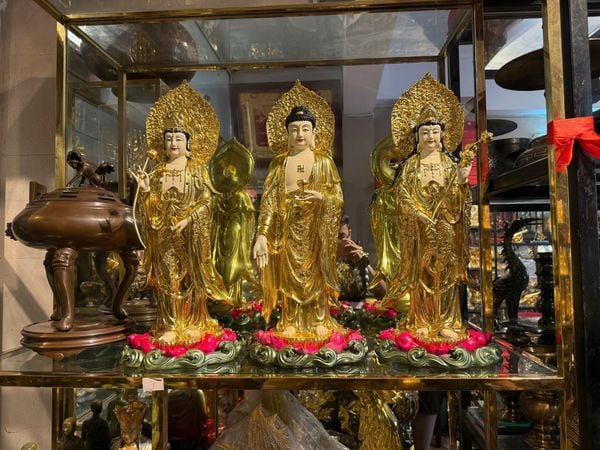 Tượng tây phương tam thánh đứng