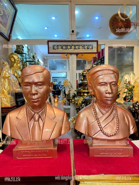 Tượng truyền thần bằng đồng