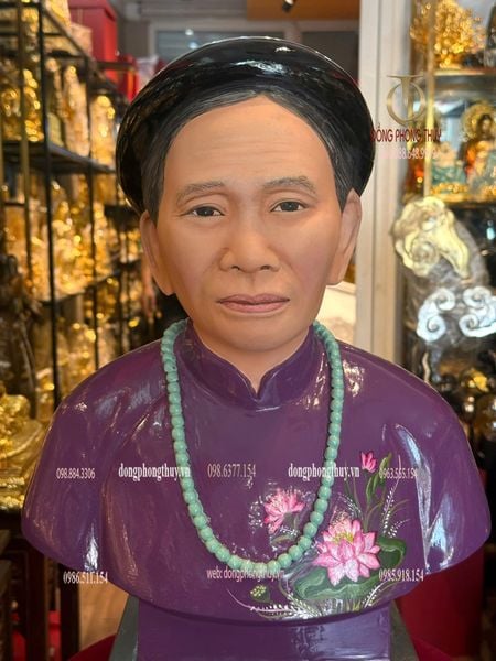 Tượng chân dung truyền thần bằng đồng