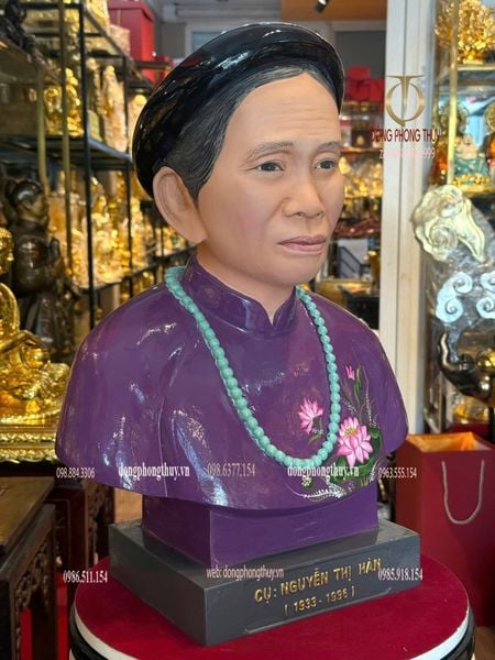 Tượng chân dung truyền thần bằng đồng