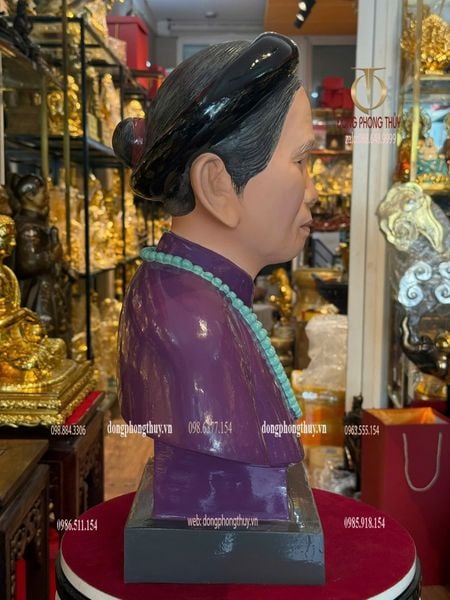 Tượng chân dung truyền thần bằng đồng