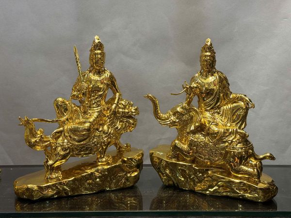 Tượng văn thù sư lợi-phổ hiền bồ tát bằng đồng dát vàng