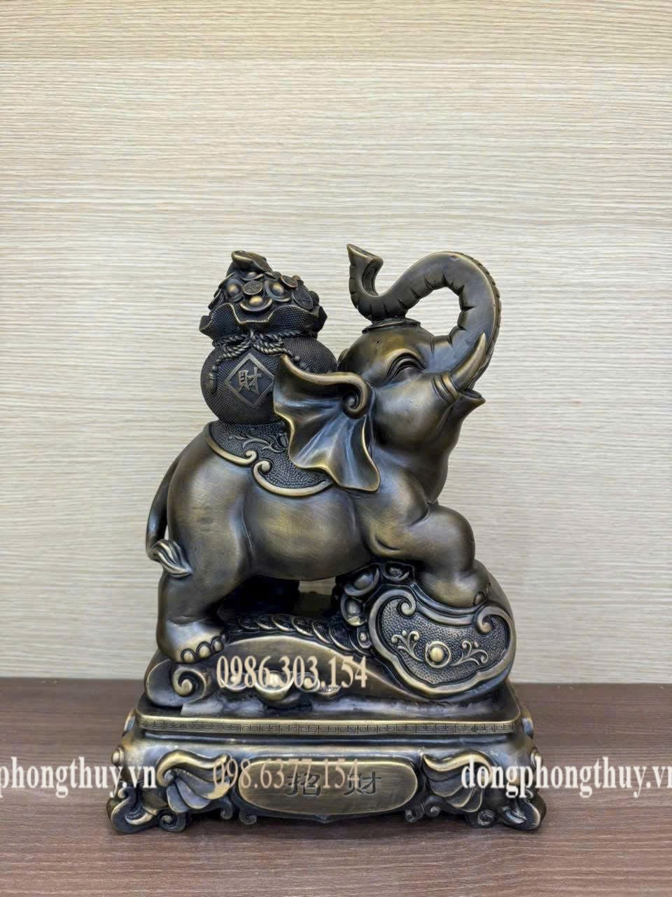 Quà tặng sếp: đôi voi đồng