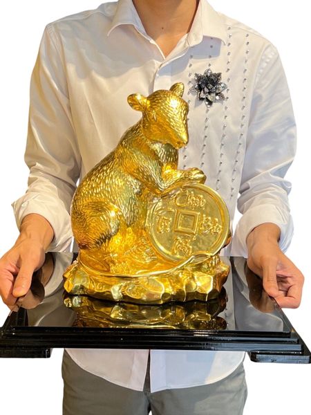 Quà tặng sếp: Tượng chuột phong thủy dát vàng 24k