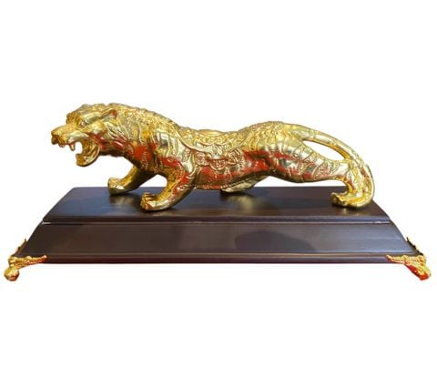 Quà tặng mạ vàng: Tượng hổ dát vàng 24k