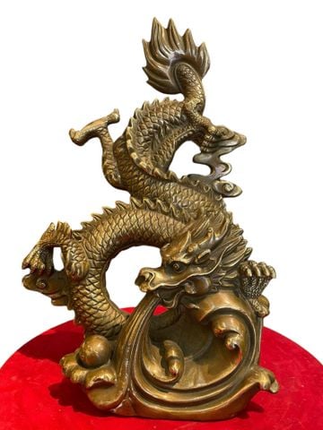 Tượng rồng bằng đồng hun