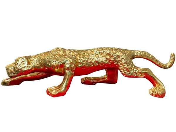 Quà tặng mạ vàng: Tượng báo bằng đồng dát vàng 24k