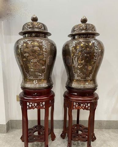 Đôi chóe đồng đỏ khảm ngũ sắc