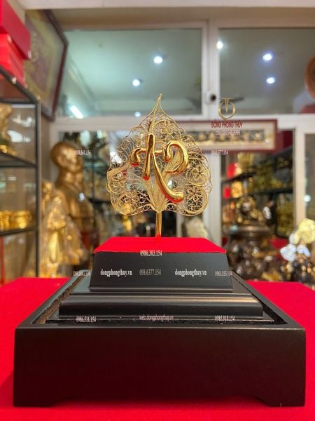 Lá bồ đề, chữ an bằng 5 chỉ bạc 95% mạ vàng 24k chế tác thủ công