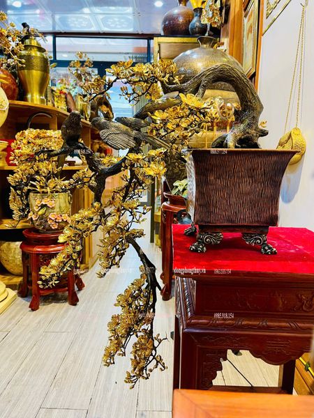 Quà tặng mạ vàng: Cây mai vàng dáng đổ bằng đồng mạ vàng 24k