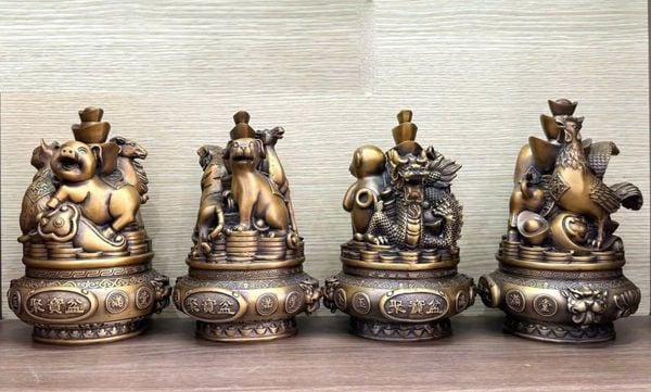 Tượng 12 con giáp bằng đồng cao 24 ngang 15 nặng 3,7kg/con