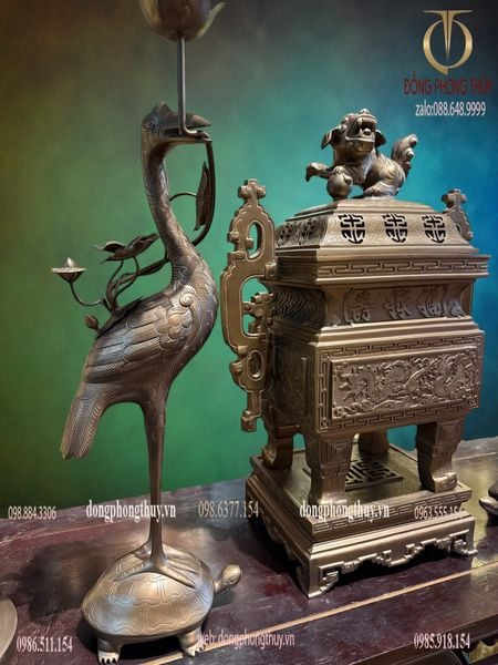 Bộ đỉnh vuông dáng cổ