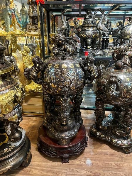 Thất lân vờn cầu 1m1 chữ việt khảm tam khí