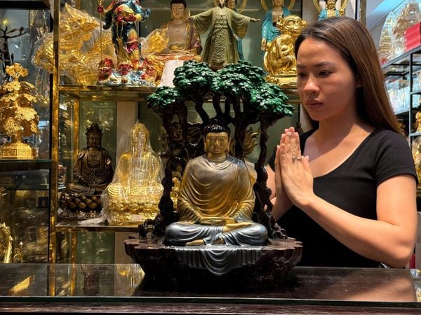 Tượng phật thích ca bằng đồng