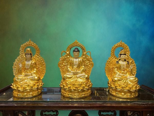 Tượng tây Phương Tam Thánh cao 43cm nặng 38kg dát vàng 24k