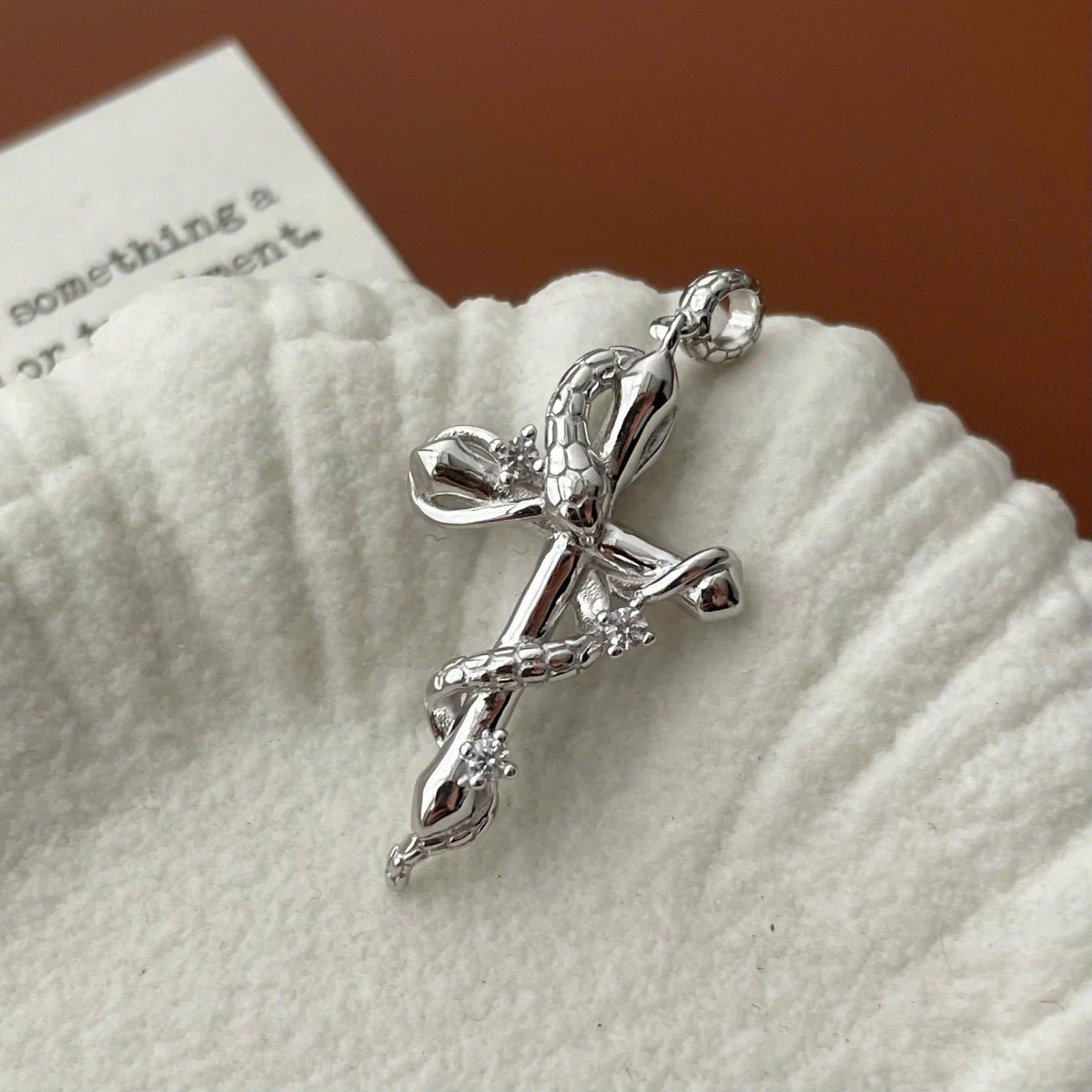  Mặt Dây Bạc Thái Thánh Giá Rắn Quấn - MB406 