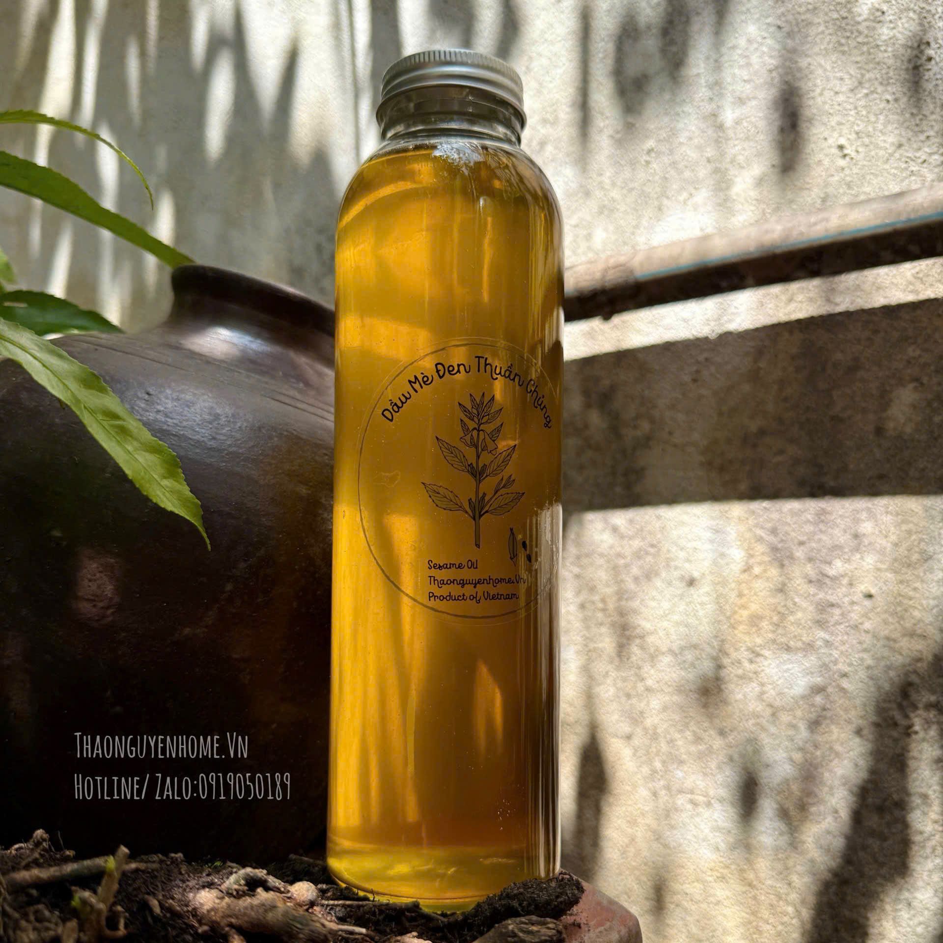 Dầu mè đen thuần chủng ép thô Thảo Nguyên Home 500ml