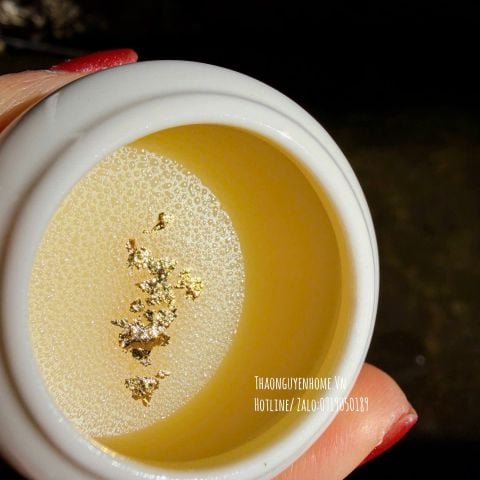  Kem dưỡng môi dầu hạt ngọt 