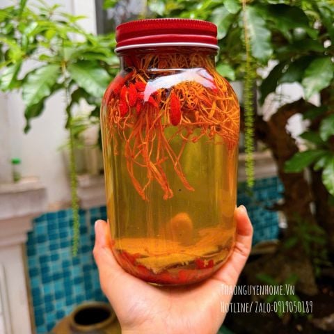  Rượu nấm Liêu Ninh Mân qui chai 1L 