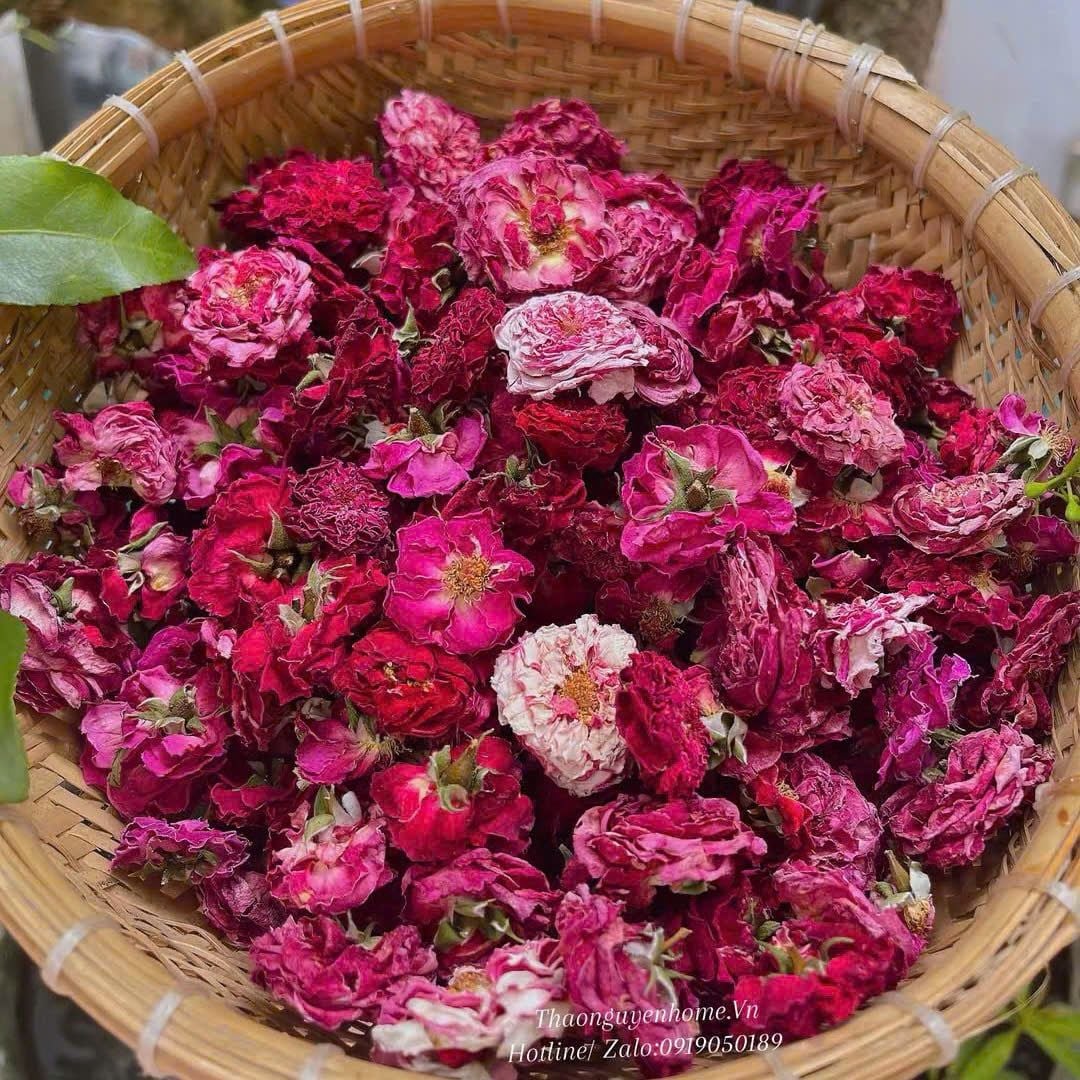 Trà hoa hồng vườn nhà Thảo Nguyên Home ( Rose Garden Tea)