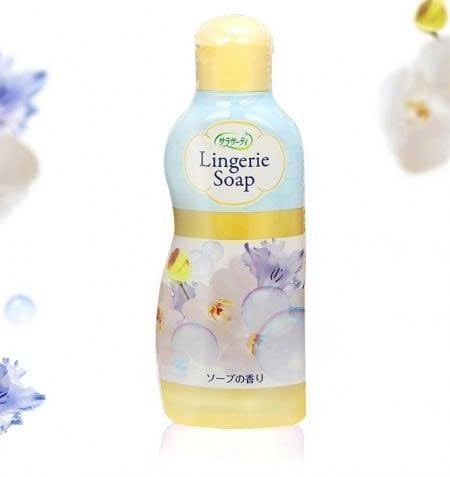 Nước giặt đồ lót Lingerie Soap 120ml Nhật Bản