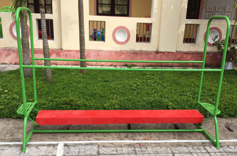 Cầu thăng bằng giao động liền khối