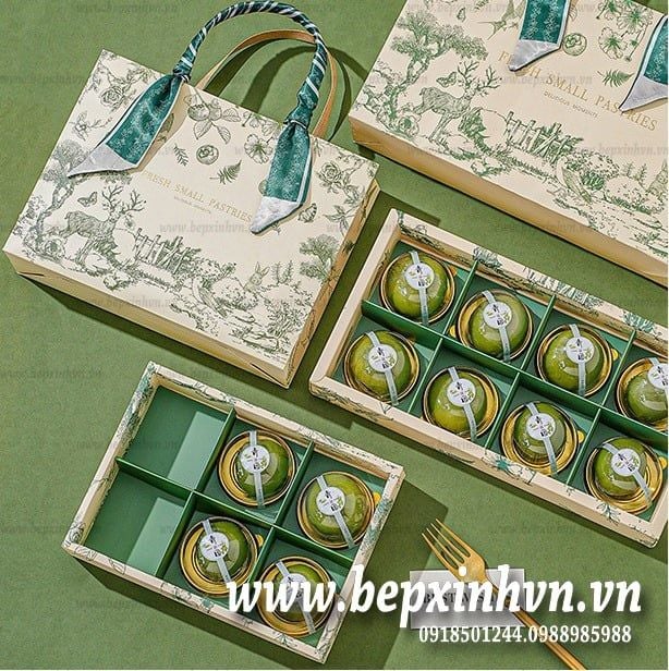 Bộ túi hộp trung thu 8 bánh 80g Rừng xanh (Kèm khăn)