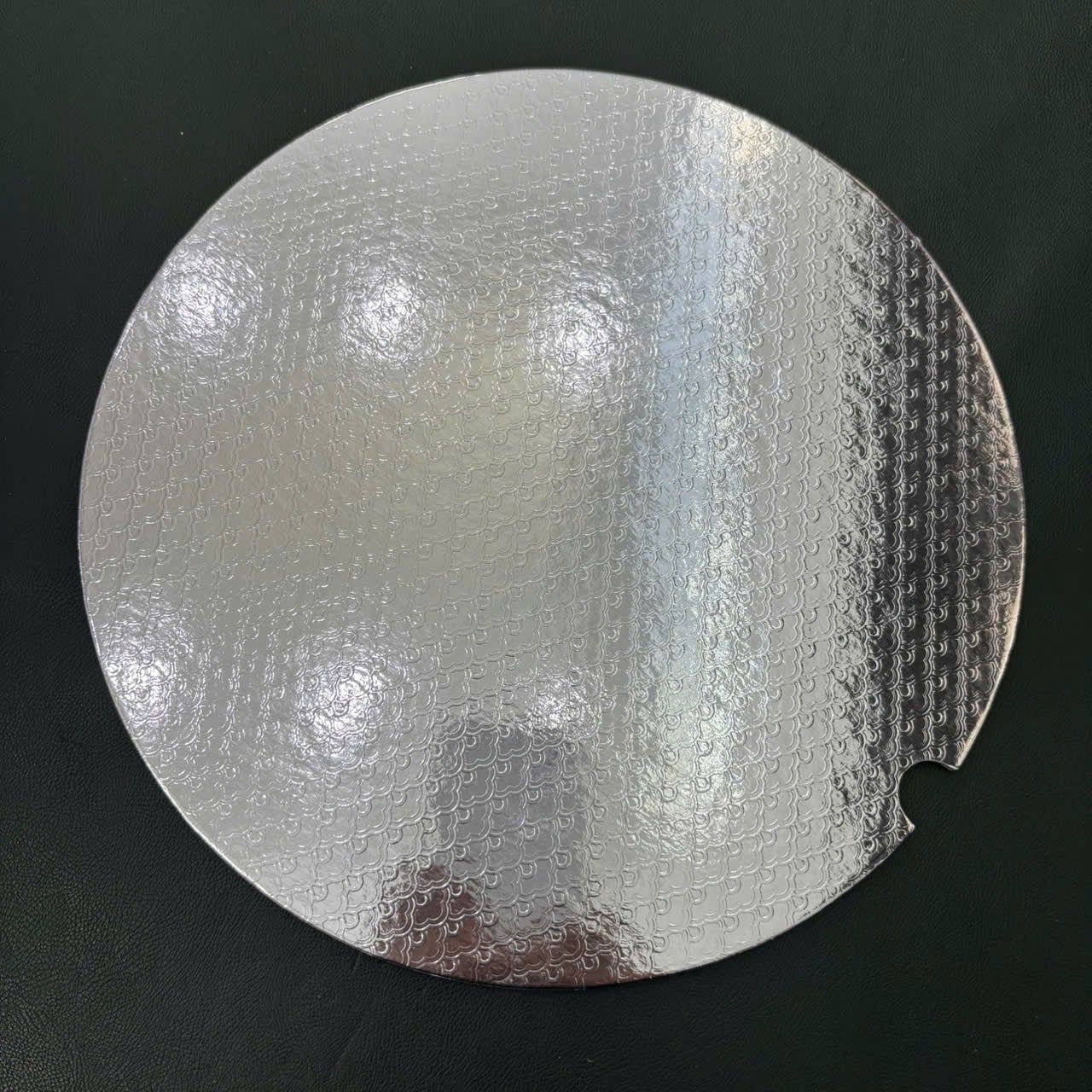 Đế lót bánh giấy tròn 24cm.