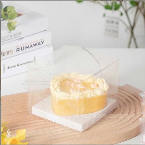 Hộp bánh kem mica nhựa trong đế trái tim