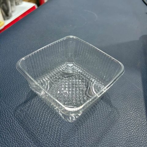 Khay trung thu trong 200g cao dày (lốc 100).