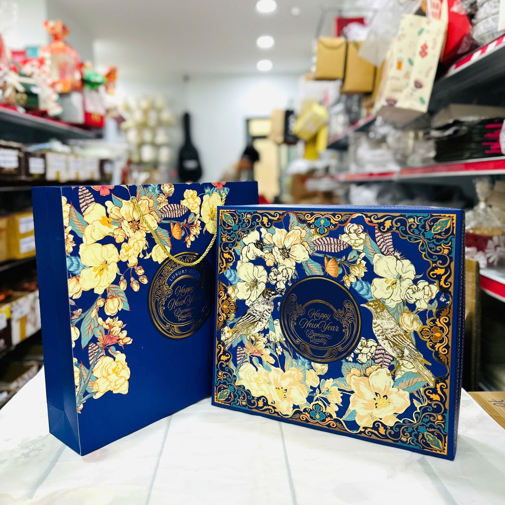 Bộ túi hộp tết đựng rượu Niên Hoa Xanh.