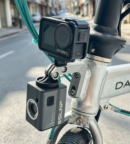  Bát bằt đèn / phụ kiện / camera hành trình cho xe đạp gấp / xe có 2 lỗ mũi heo MT110 ( nhựa ) 