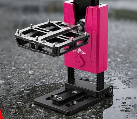  Chân chống xe đạp mini xếp gọn MOTSUV bỏ túi kèm bát gắn lên xe 
