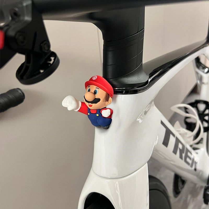 Mô hình Mario dán trang trí xe đạp , xe máy, xe hơi
