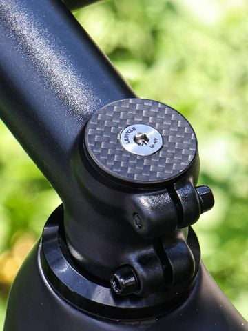  Nắp chụp potang xe đạp carbon kèm ốc titan siêu nhẹ 7 gram LA7 