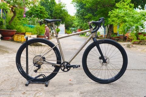 Xe đạp titanium Hi-Light