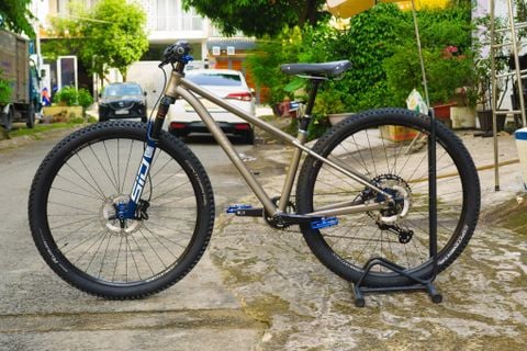  Xe đạp MTB hi-Light M8.2 group XT M8100 