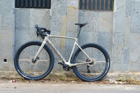  Xe đạp gravel carbon YoeLeo group GRX 825 