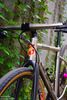 Xe đạp touring titanium Lynskey tím hồng dịu dàng