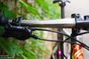 Xe đạp touring titanium Lynskey tím hồng dịu dàng