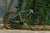 Xe đạp touring titanium Lynskey tím hồng dịu dàng