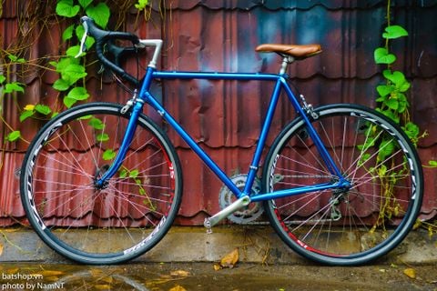  Xe đạp road cổ sơn lại 