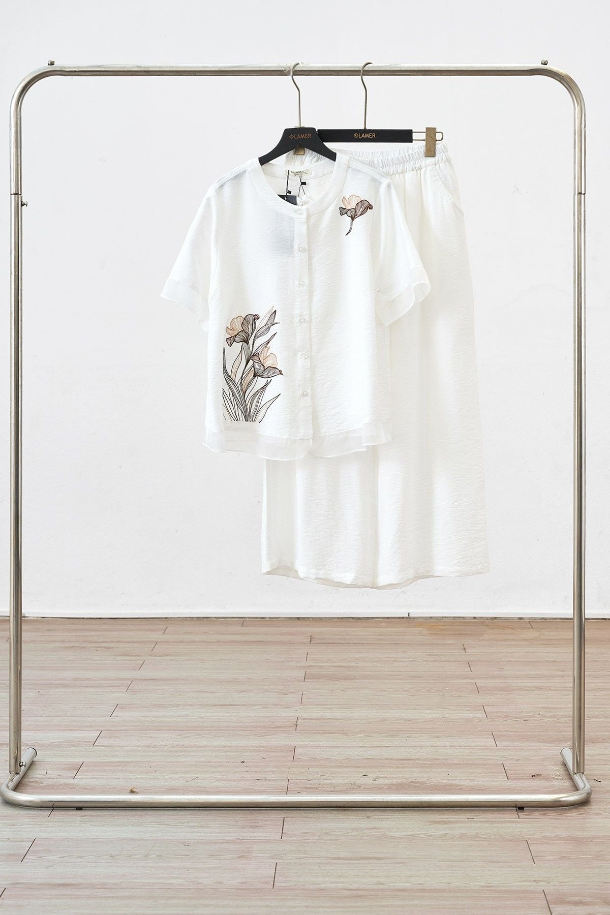 Áo cổ tròn - B61H25H003