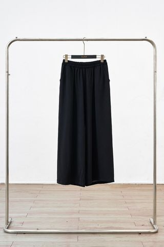 Quần ống rộng cạp chun - B64W25H001