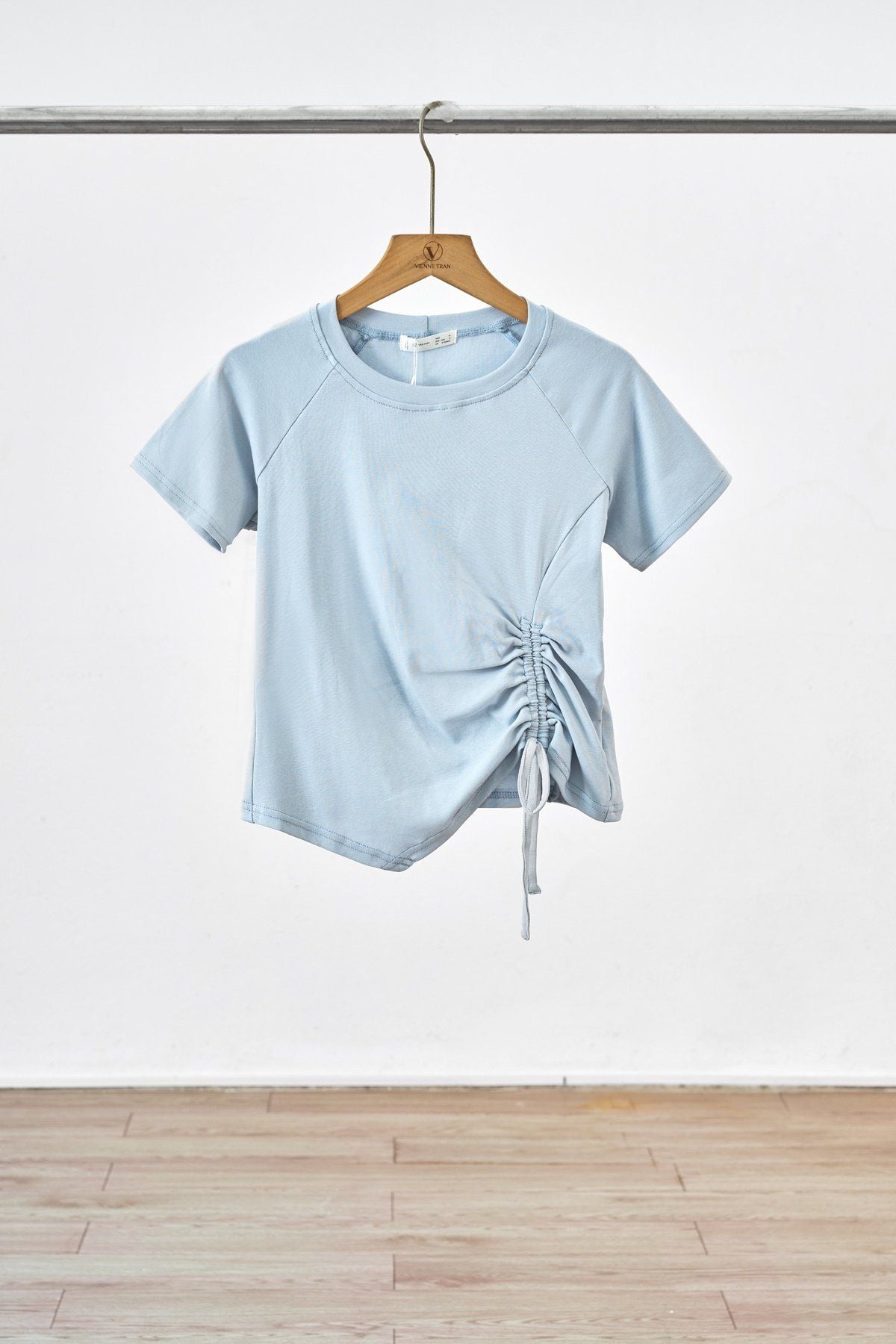 Áo thun tay giác lăng rút chun - D61B25H014