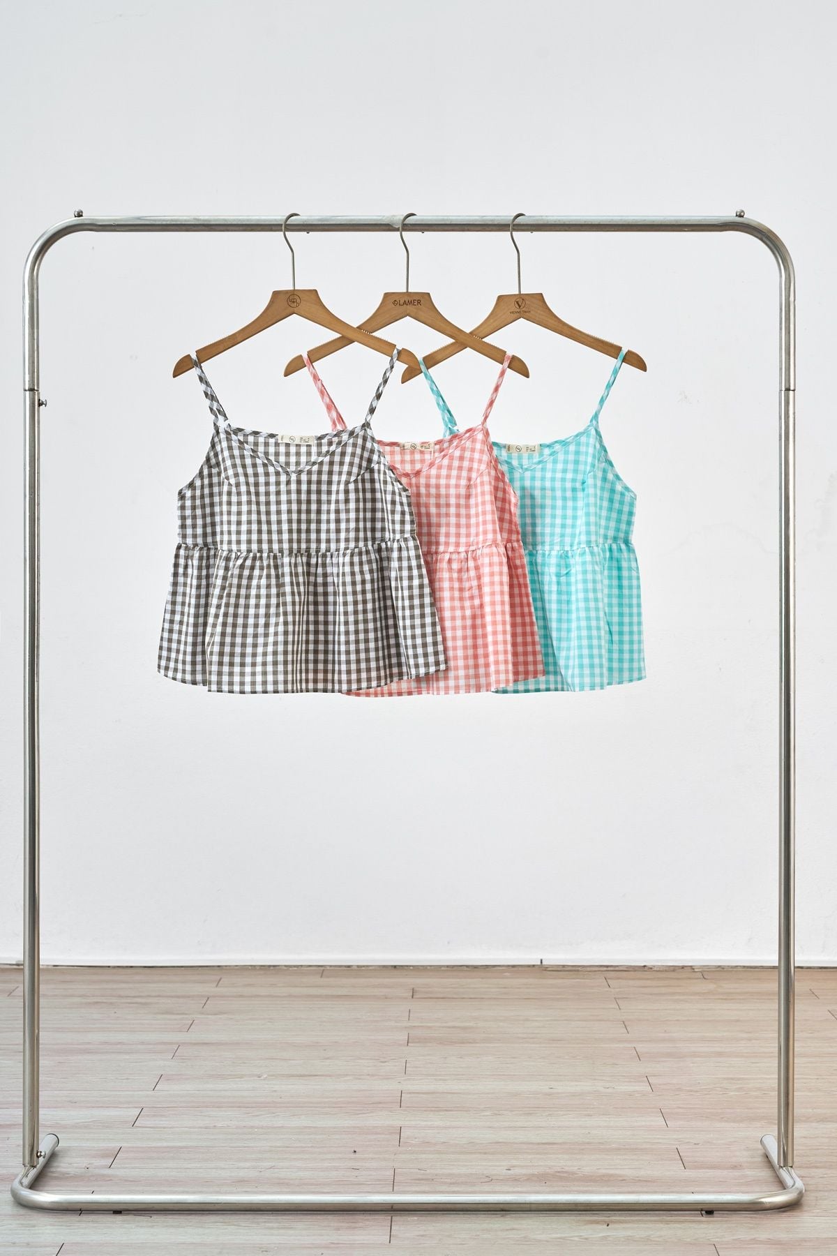 Áo 2 dây nhún tầng ly ngực - D61B26H001