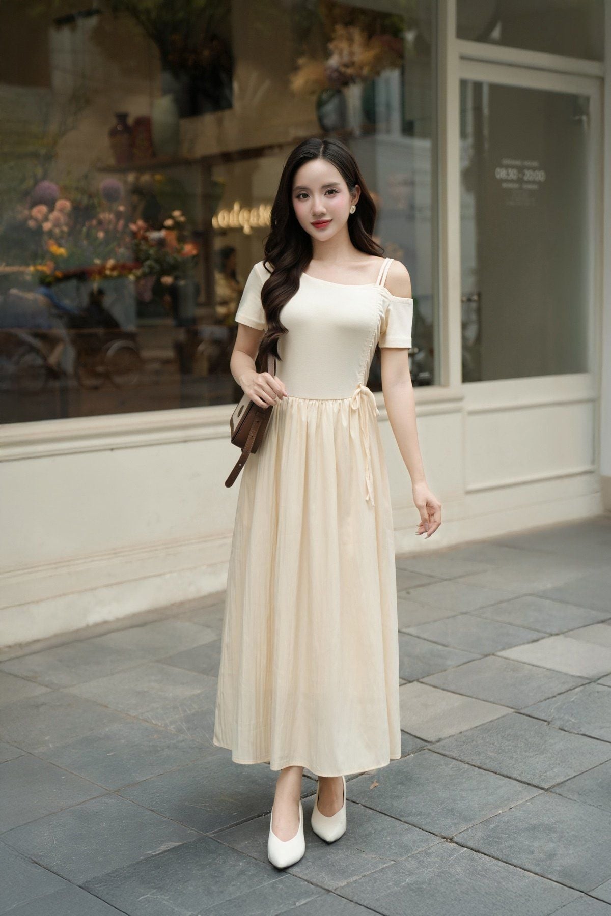 Đầm xòe lệch vai rút chun - D63L25H005