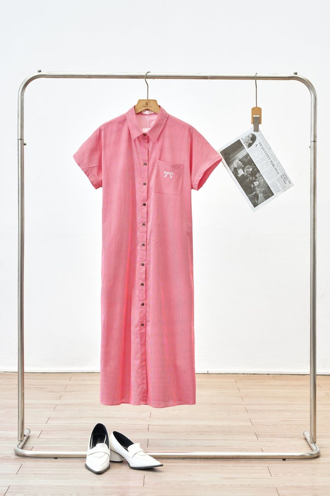 Đầm suông vai chờm thêu ngực - D63T25H007